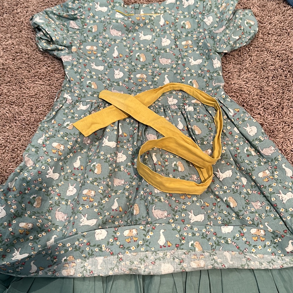 Mini Boden spring green bunny dress yellow sash 7/8 - Picture 1 of 1